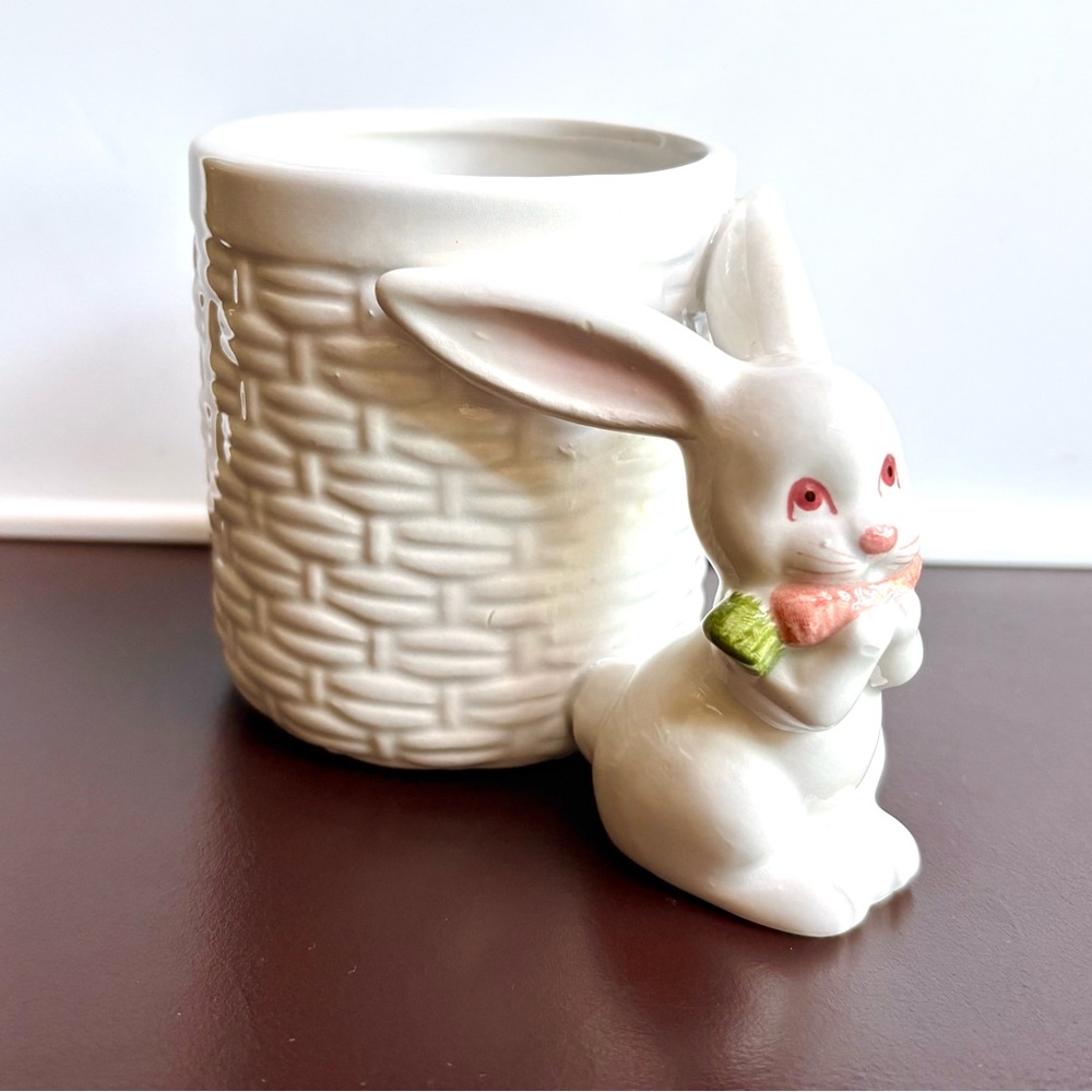 Fitz & Floyd 1970's Bunny Rabbit with Carrot Basket Weave Mug/Planter Vintage